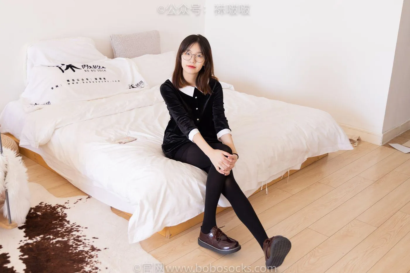 [BoBoSocks袜啵啵]NO.053 小甜豆-皮鞋、厚黑丝、黑色蕾丝船袜 [143P]插图6